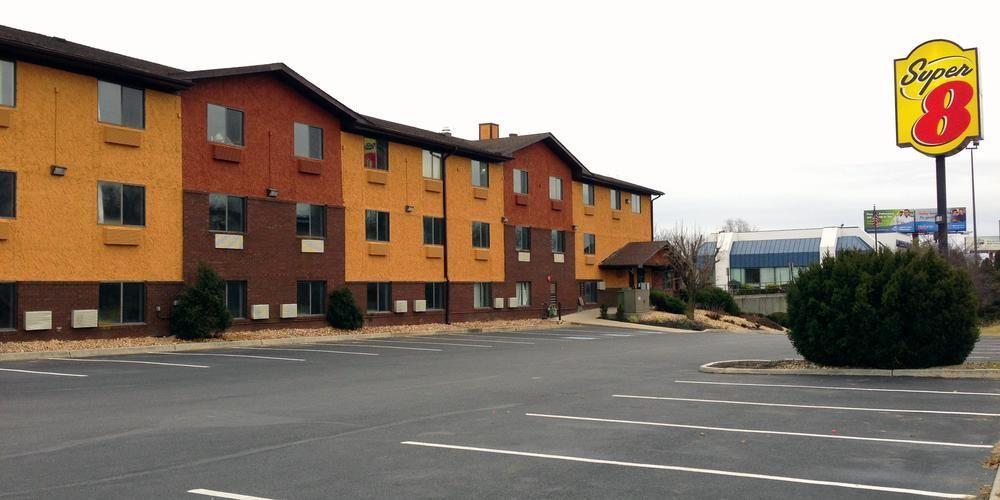 Super 8 By Wyndham Hagerstown I-70 Motel Exterior foto